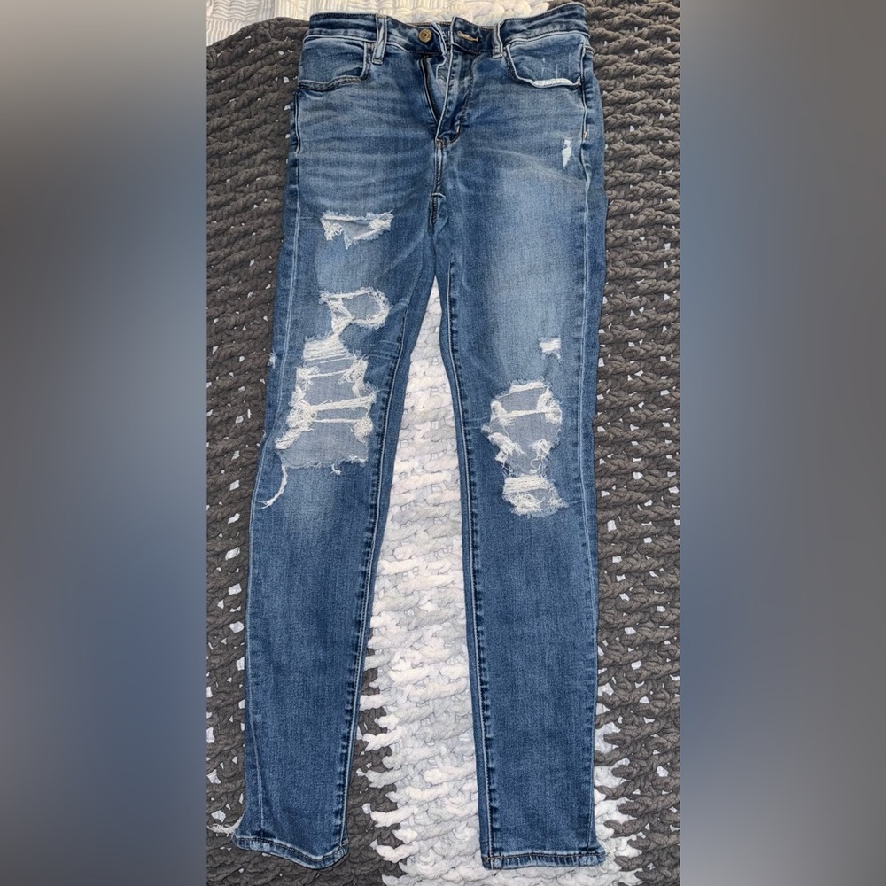 Super cute super hi-rise jeggings from American Eagle!